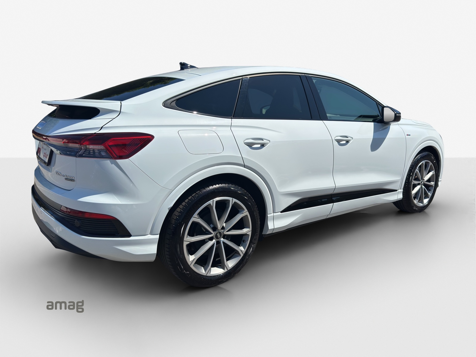 AUDI Q4 Sportback e-tron 50 quattro-image-6