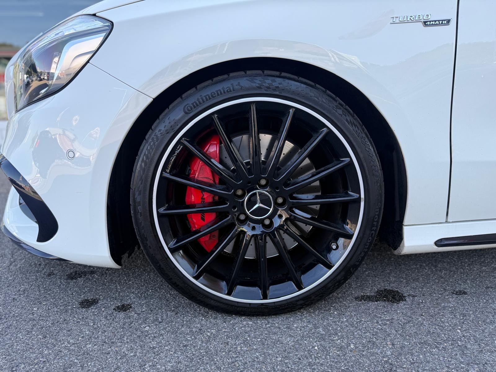 MERCEDES-BENZ A 45 AMG 4Matic Speedshift 7G-DCT-showroom-element-1