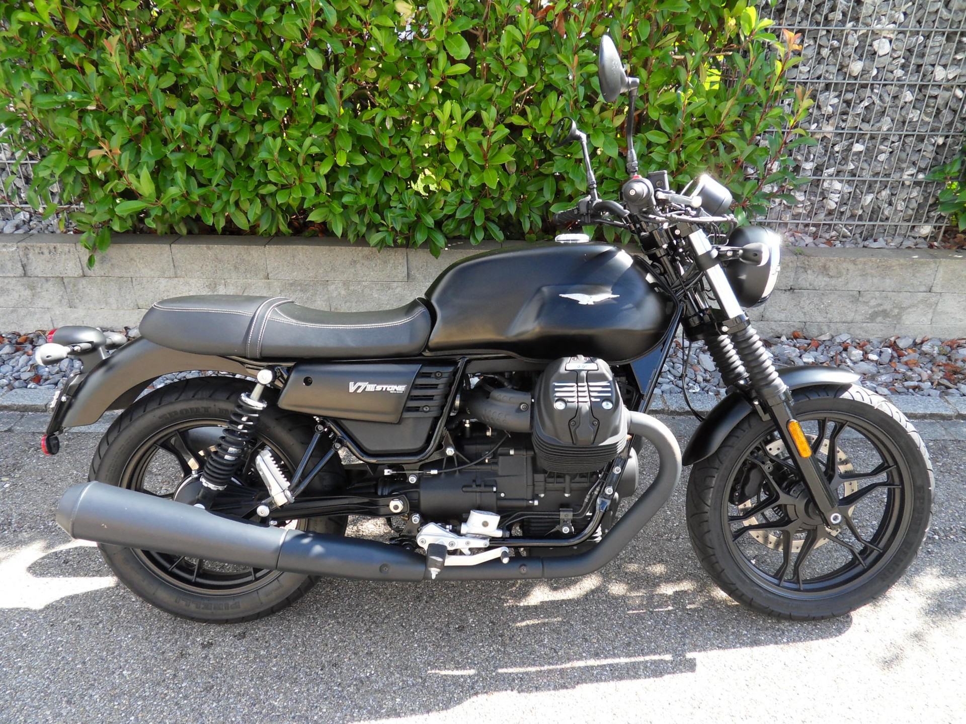 MOTO GUZZI V7 III Stone 750 ABS-image-0