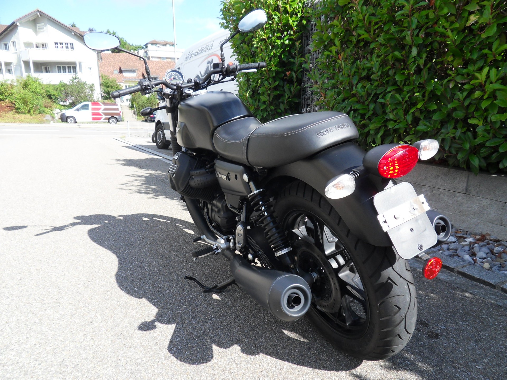 MOTO GUZZI V7 III Stone 750 ABS-image-3