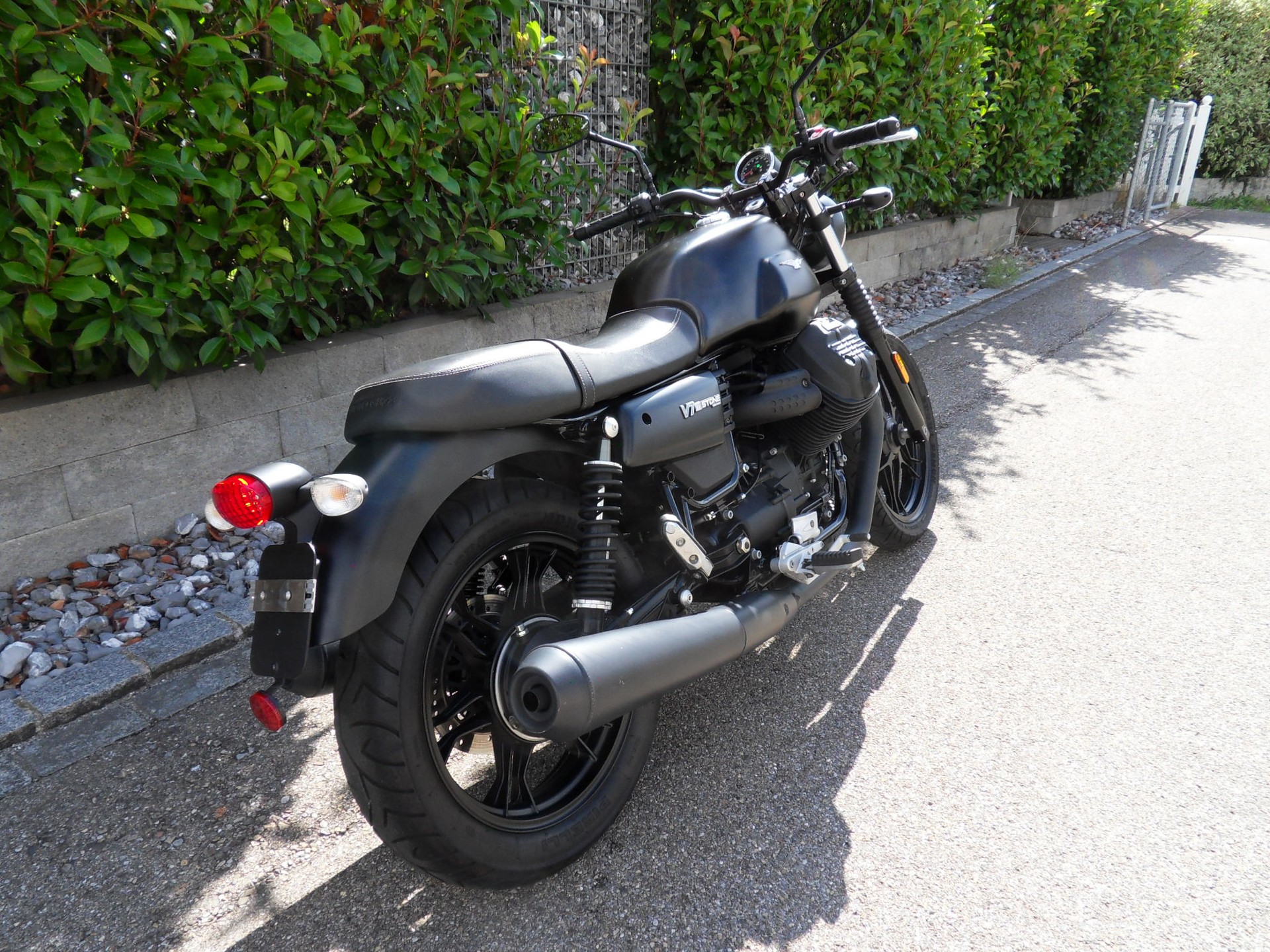 MOTO GUZZI V7 III Stone 750 ABS-image-8