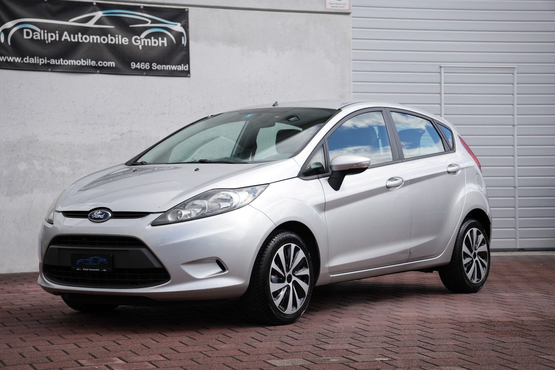 FORD Fiesta 1.4 16V Titanium
