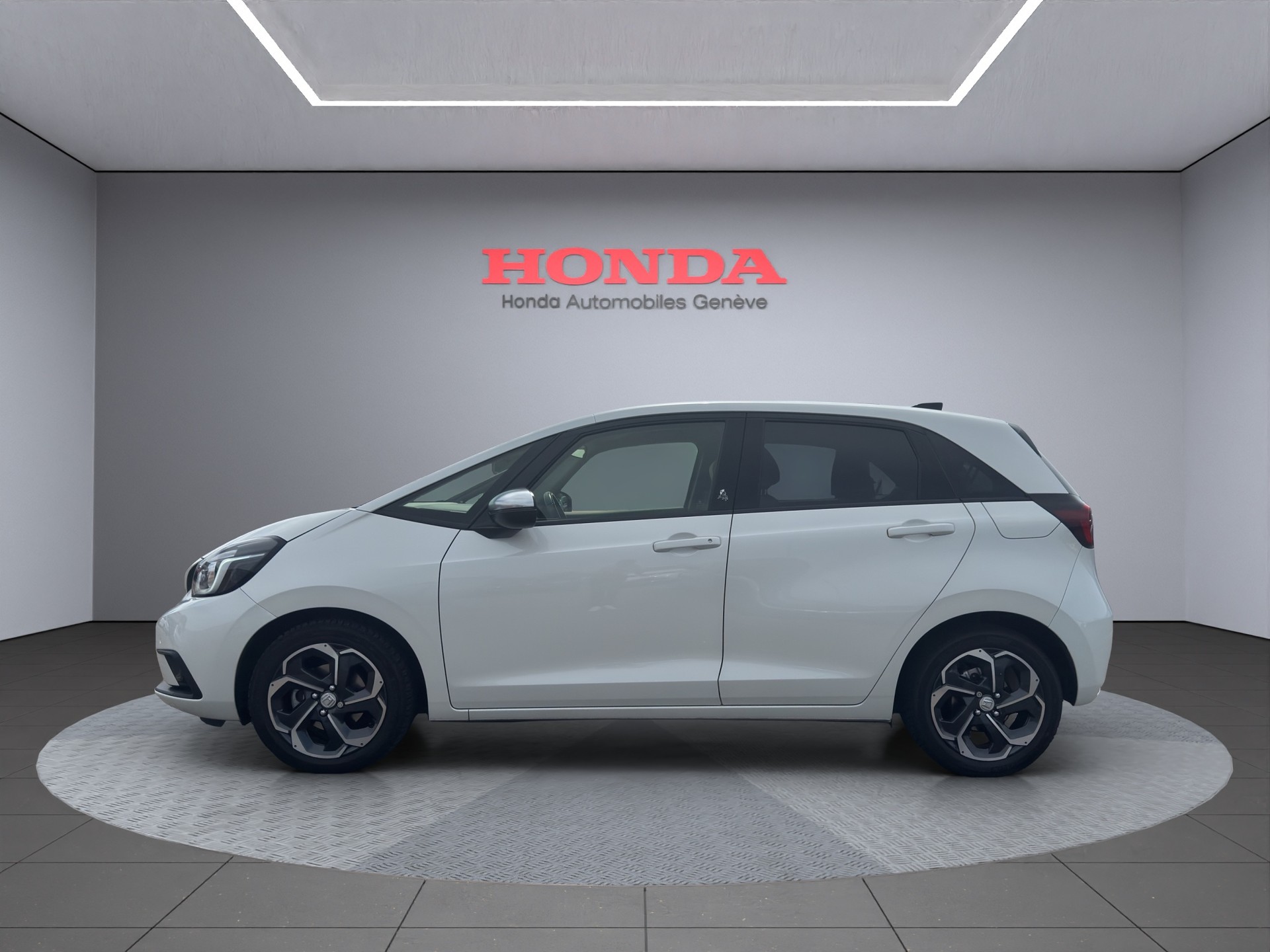 HONDA Jazz 1.5 i-MMD Executive-image-4
