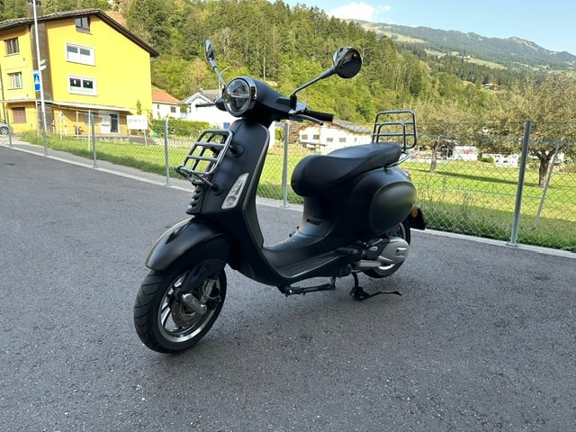 PIAGGIO Vespa 125 Primavera ABS-image-1