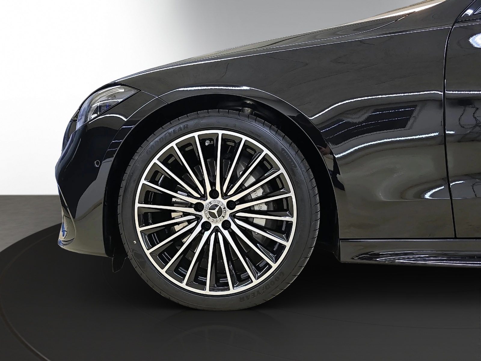 MERCEDES-BENZ C 300 T 4 Matic-image-5