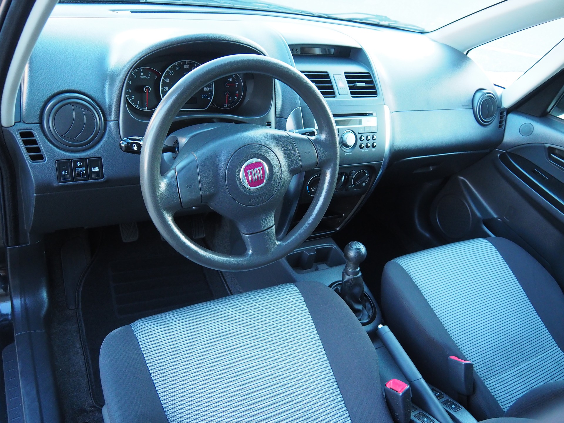 FIAT Sedici 1.6 4WD Dynamic-image-9
