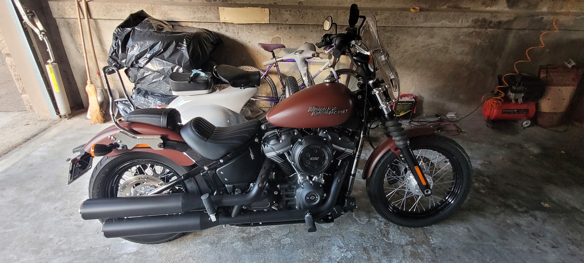 HARLEY-DAVIDSON FXBB Street Bob 107 ABS-image-0