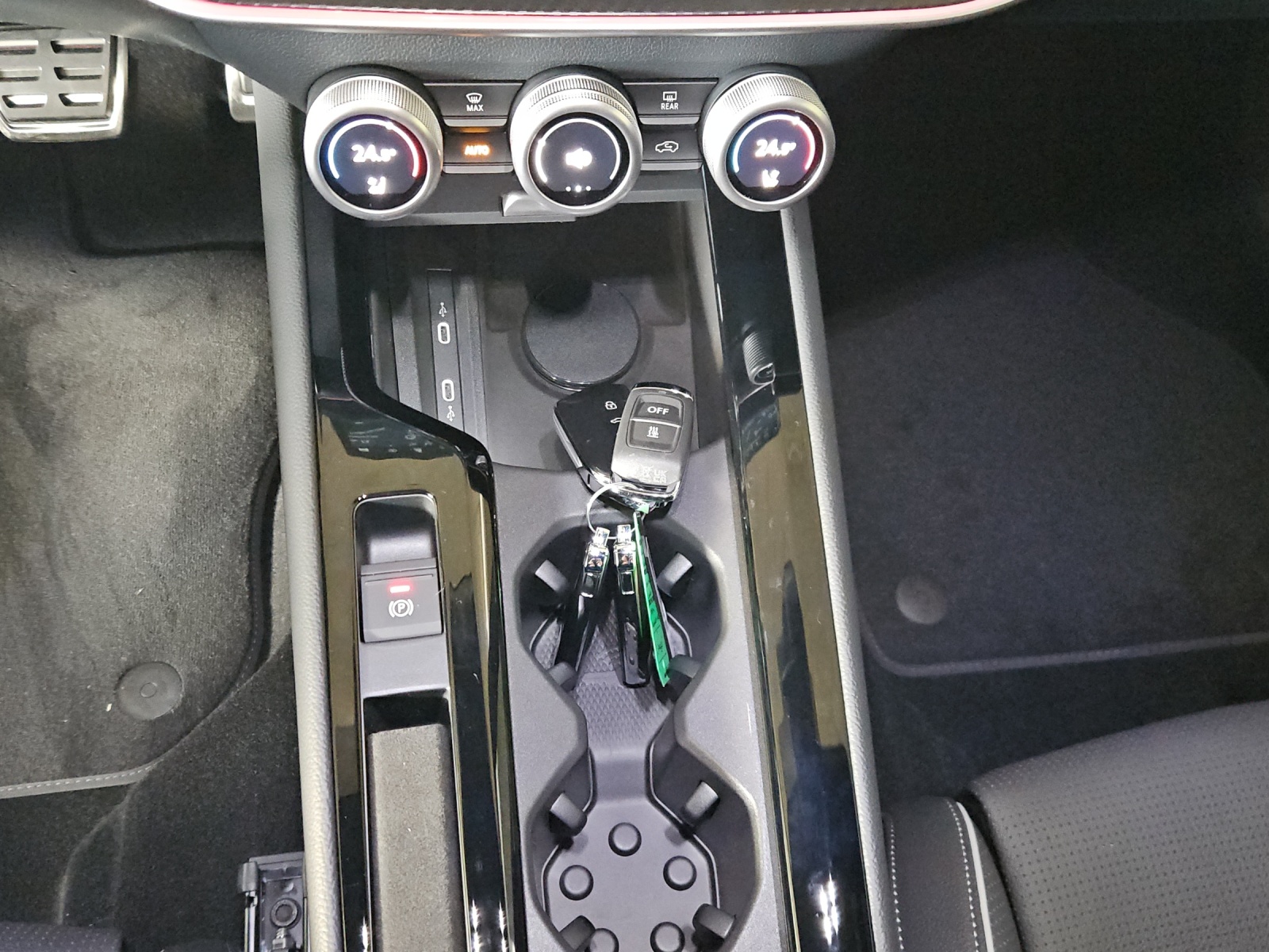 SKODA Superb Combi 2.0 TSI Sportline 4x4 DSG-image-24
