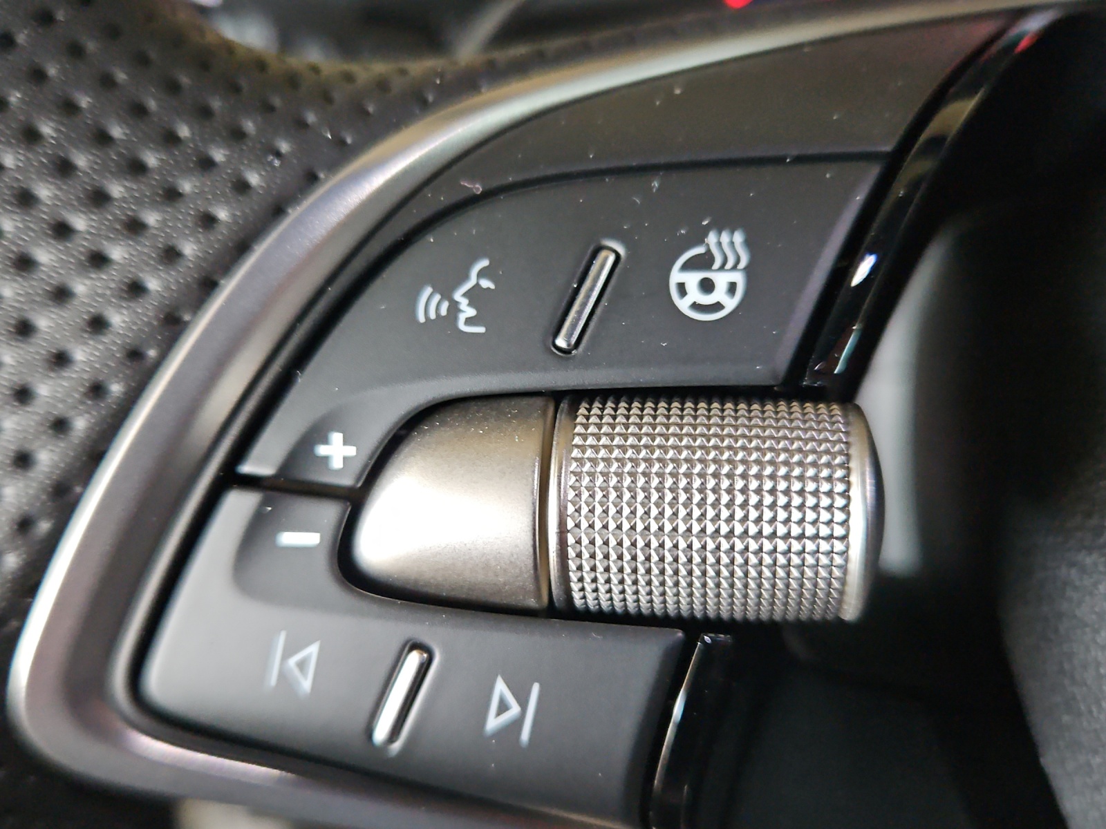 SKODA Superb Combi 2.0 TSI Sportline 4x4 DSG-image-14