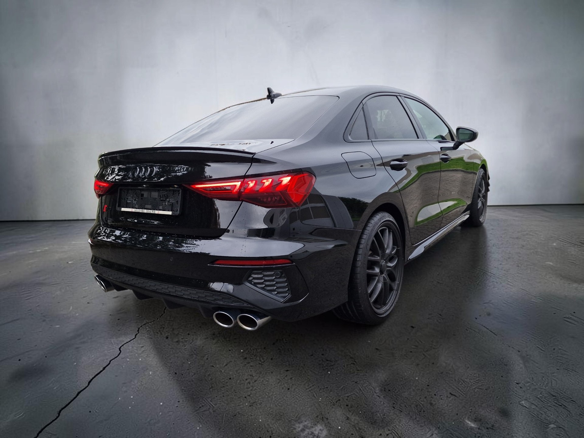 AUDI S3 Limousine 2.0 TFSI quattro S-tronic 8xAlu MFK NEU-image-5