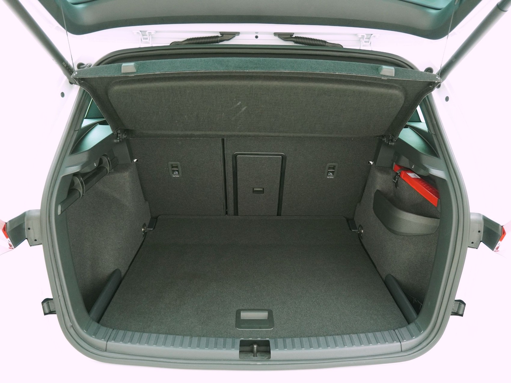 SKODA Karoq 1.5 TSI DSG Sport Line-image-11