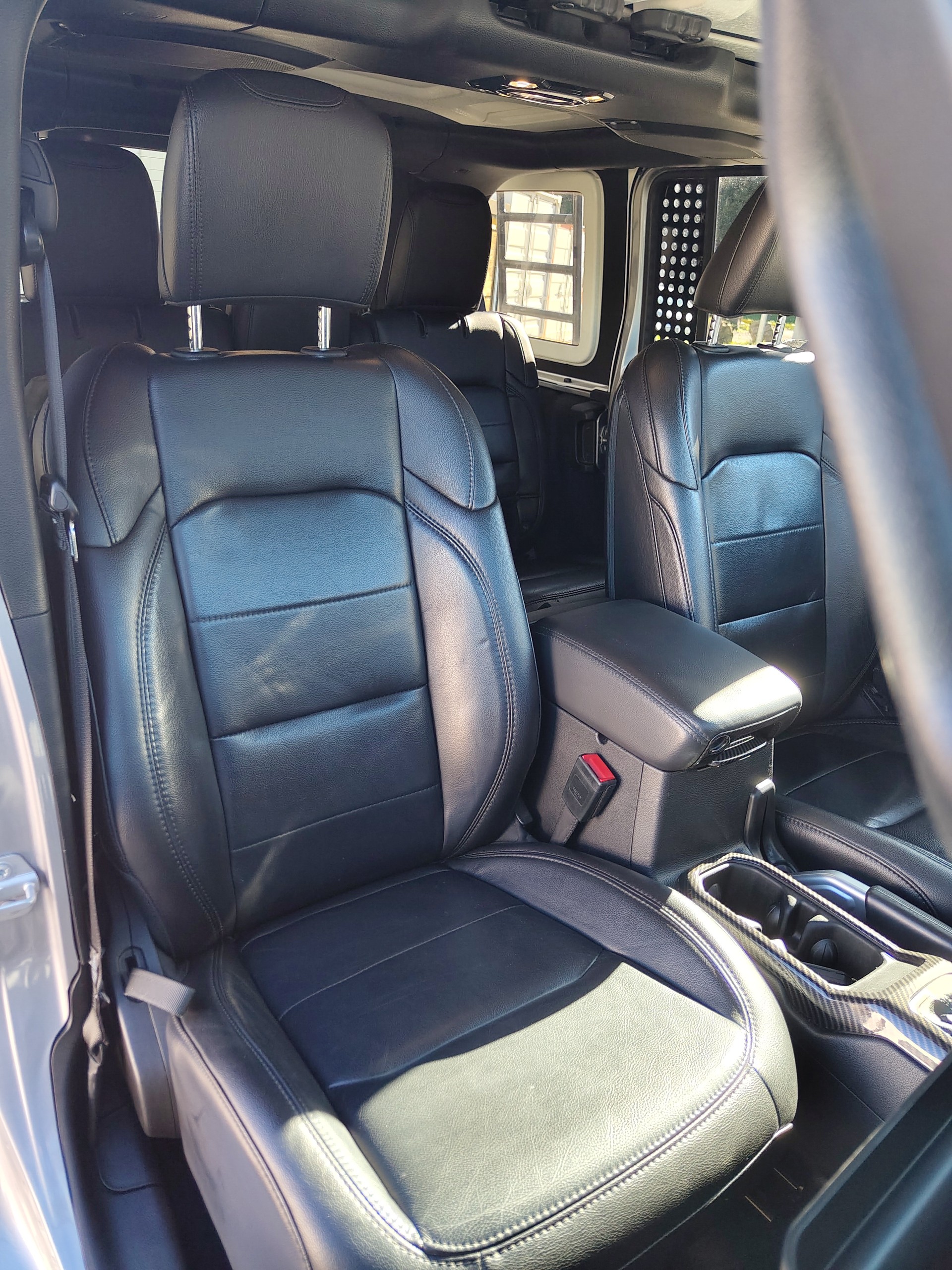 JEEP Wrangler 2.0 Unlimited Rubicon Automatic-image-7
