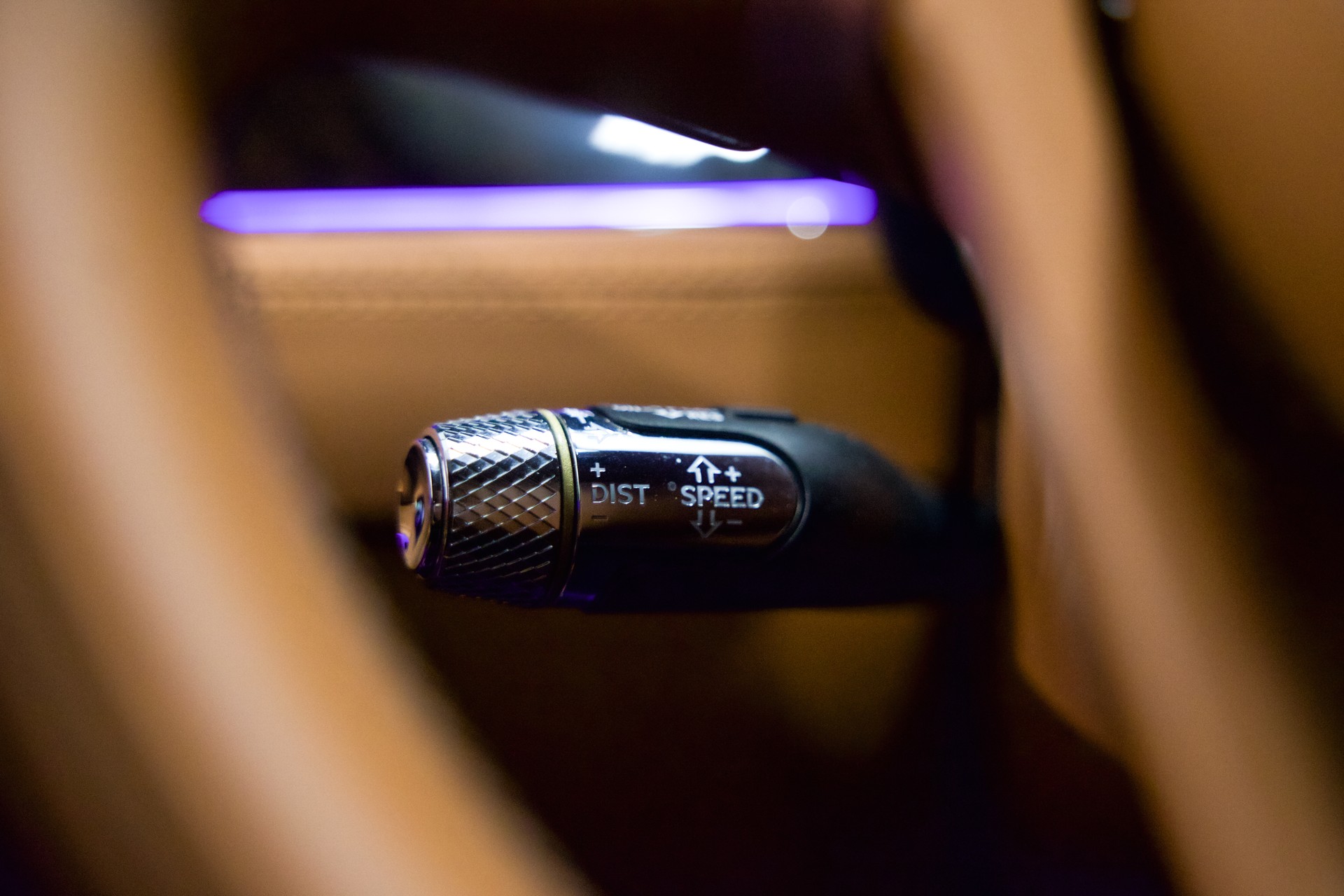 BENTLEY CONTINENTALental GT 4.0 V8 *CH-FHZ*-image-23