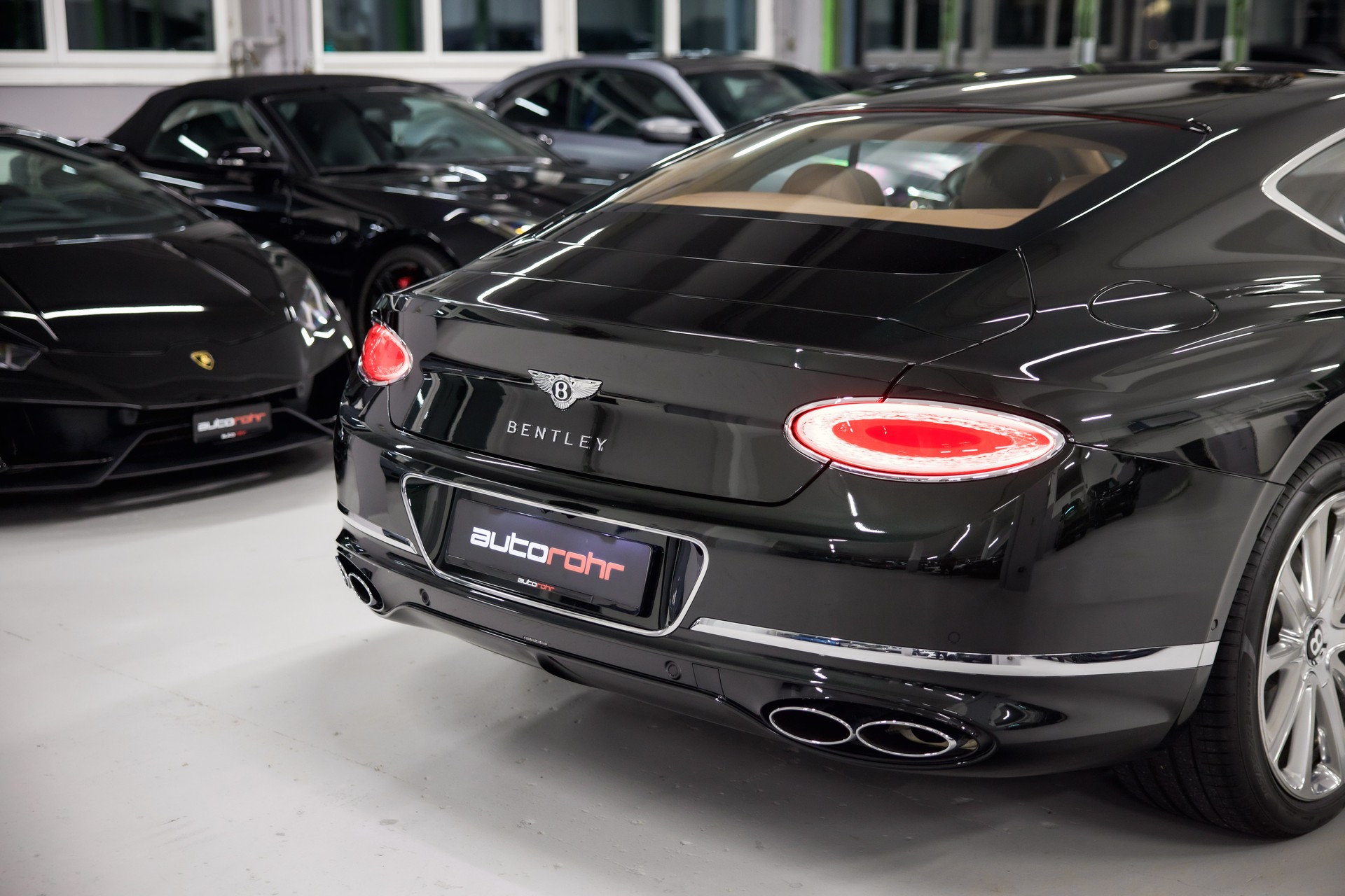 BENTLEY CONTINENTALental GT 4.0 V8 *CH-FHZ*-image-12