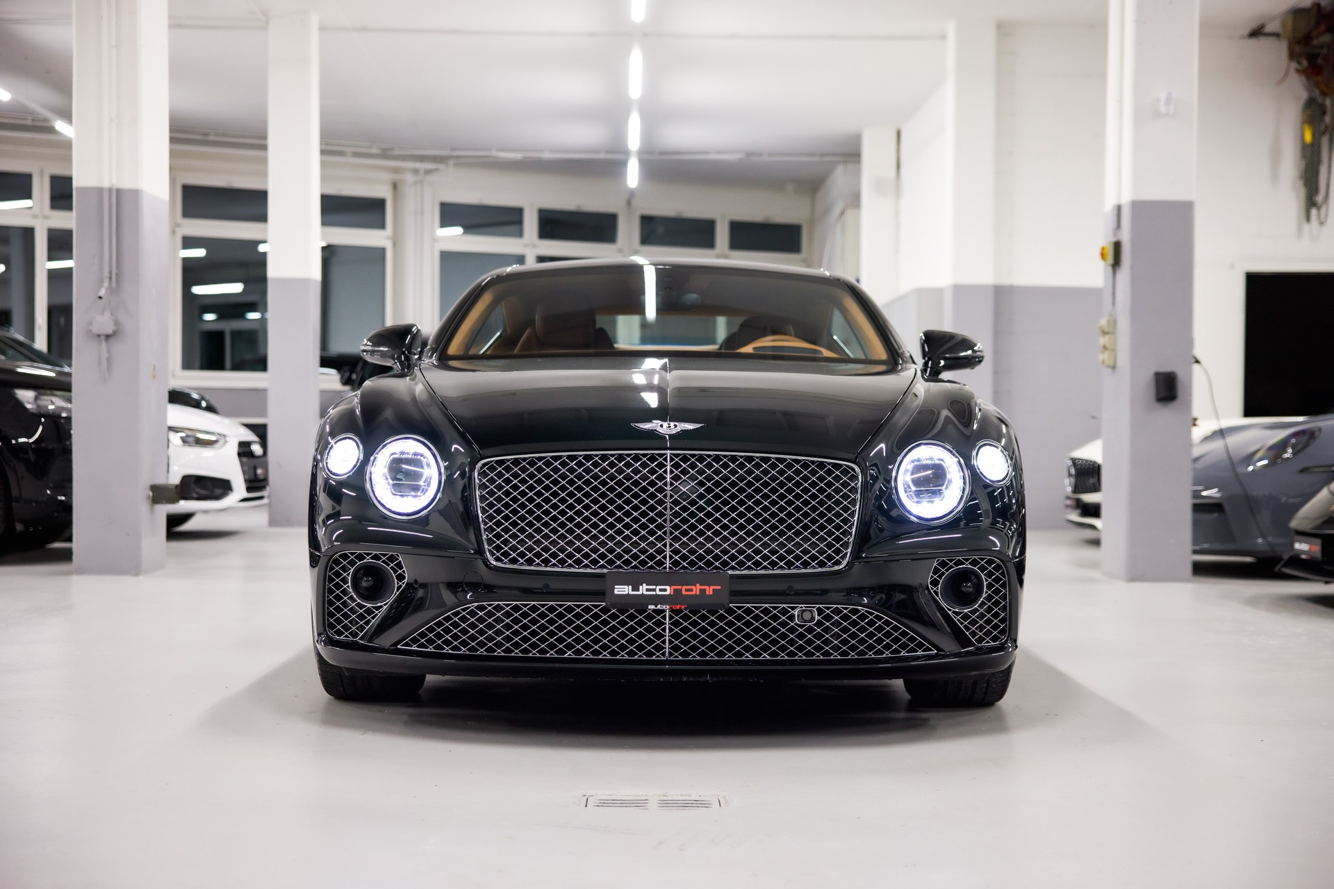 BENTLEY CONTINENTALental GT 4.0 V8 *CH-FHZ*-showroom-element-1