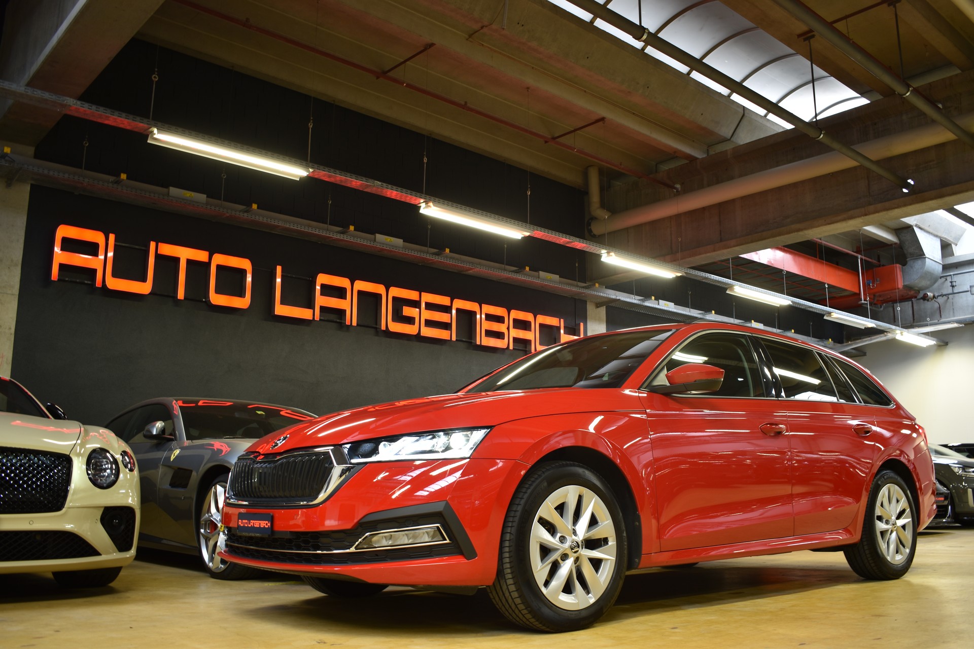 SKODA Octavia Combi 1.5 TSI mHEV DSG Style - Modell 2022-image-11