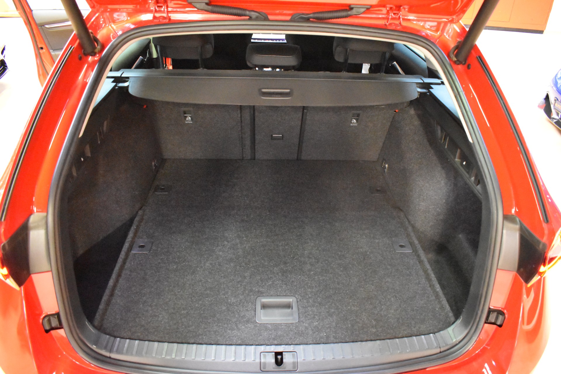 SKODA Octavia Combi 1.5 TSI mHEV DSG Style - Modell 2022-image-30