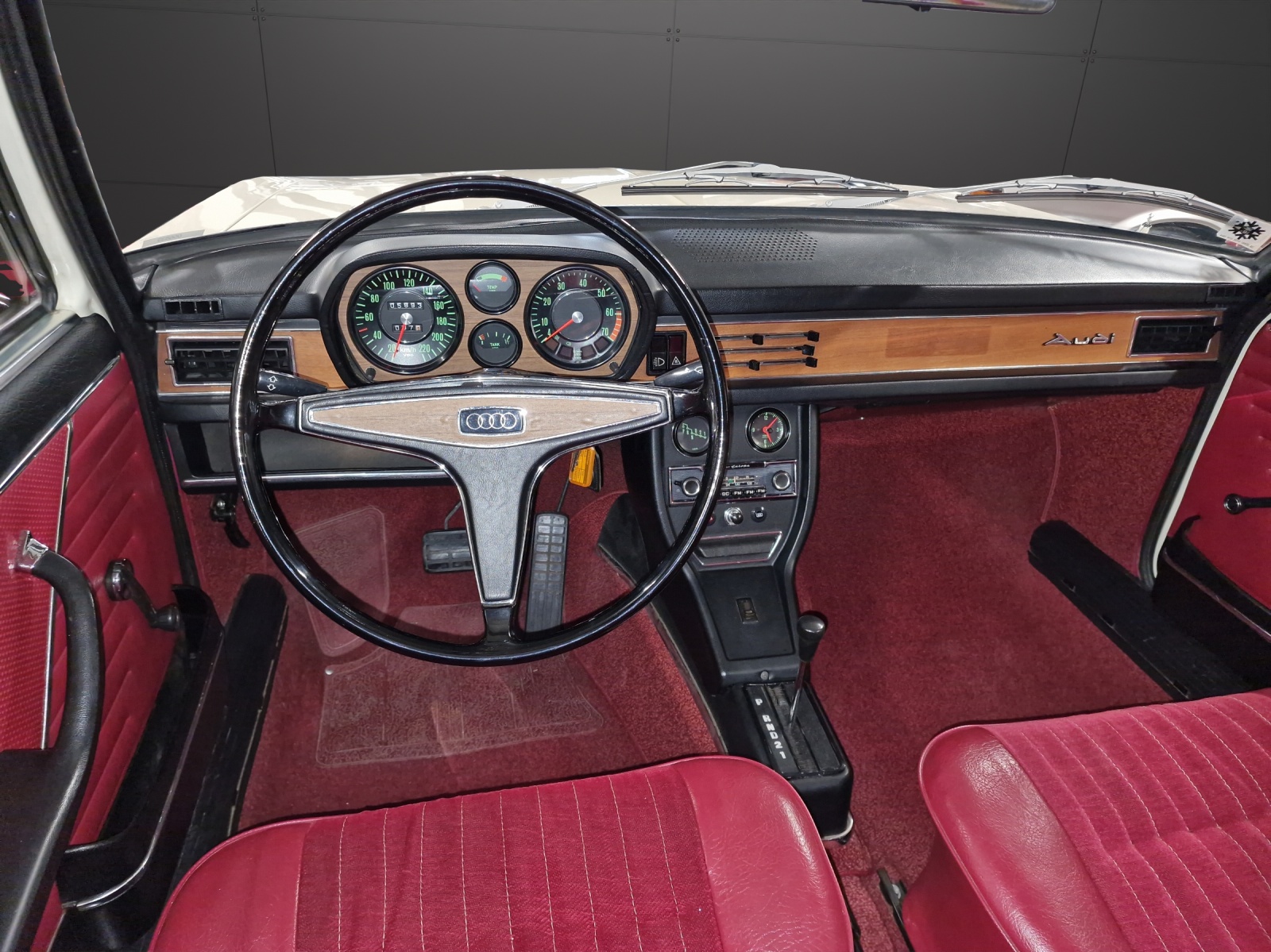 AUDI 100-image-6