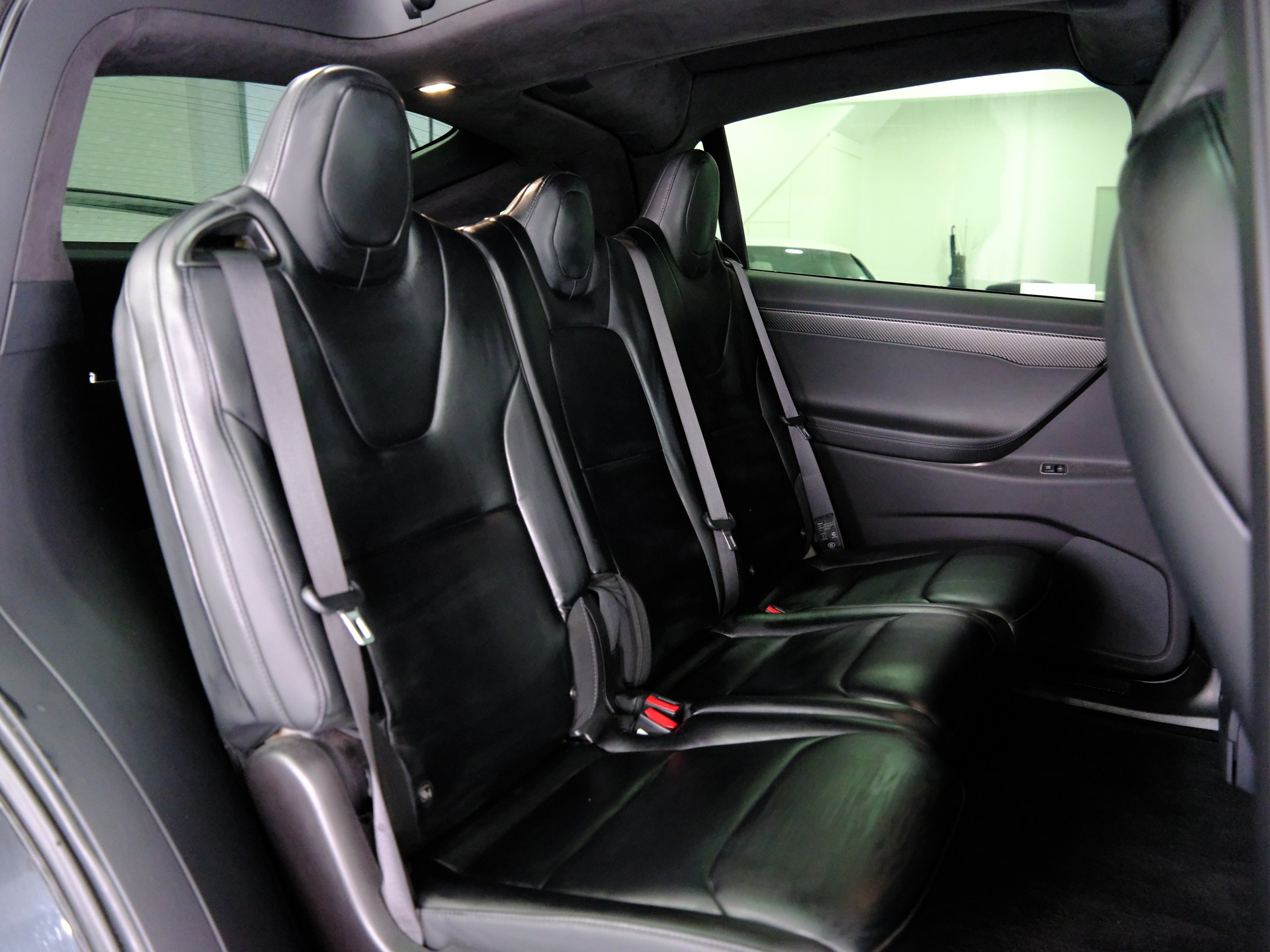 TESLA Model X Performance-image-13