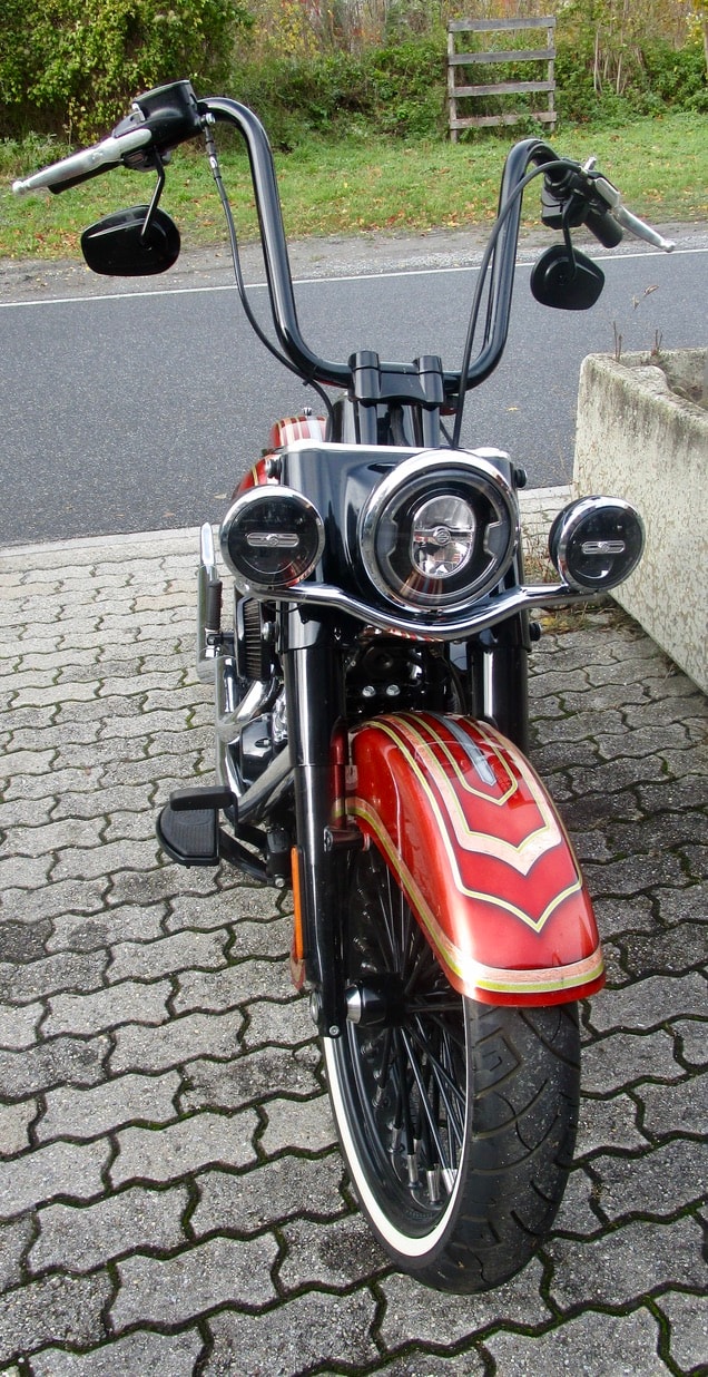 HARLEY-DAVIDSON FLHCS Heritage Classic 114 ABS-image-1