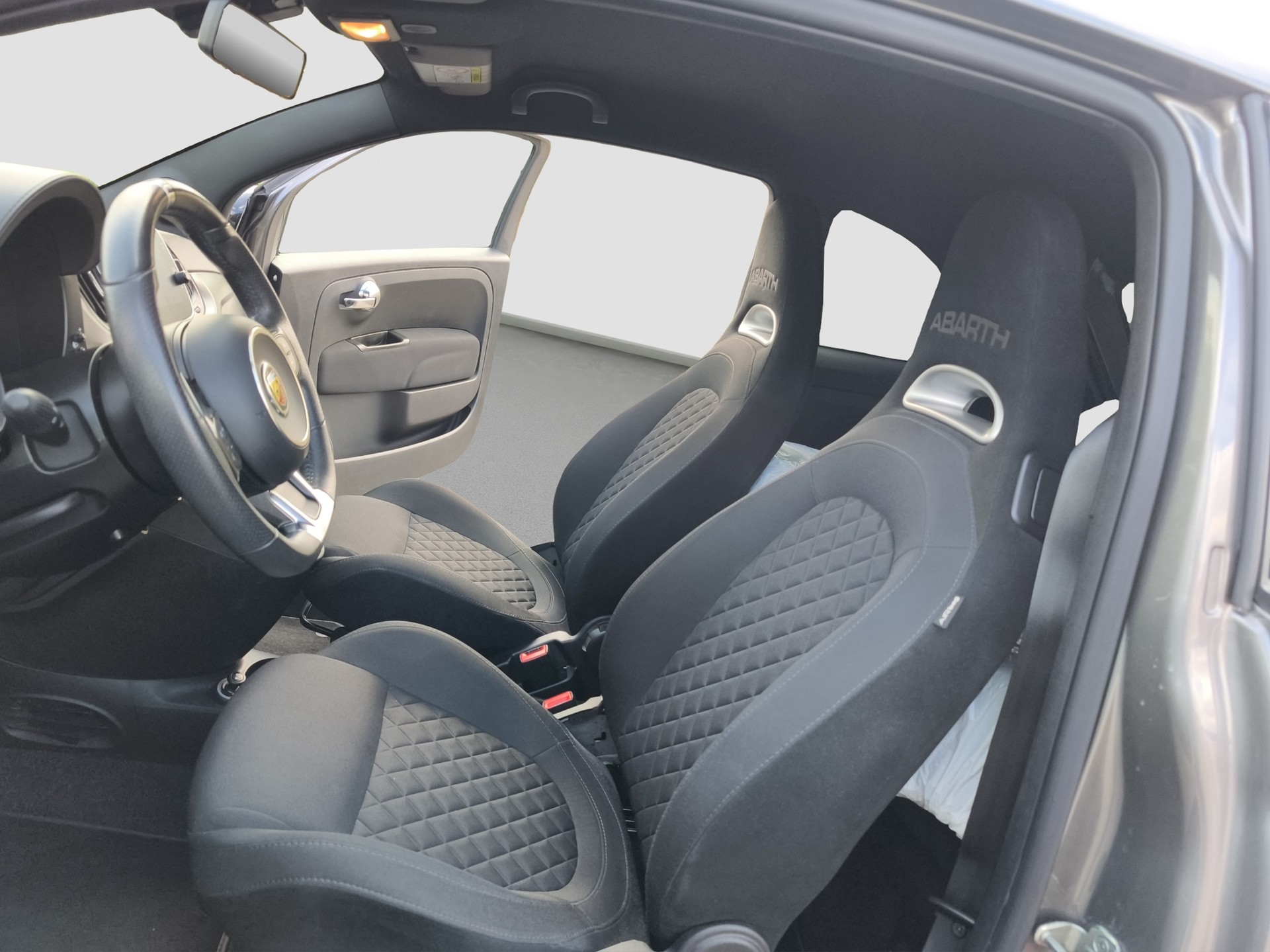 FIAT 595 1.4 16V Turbo Abarth Pista-image-11