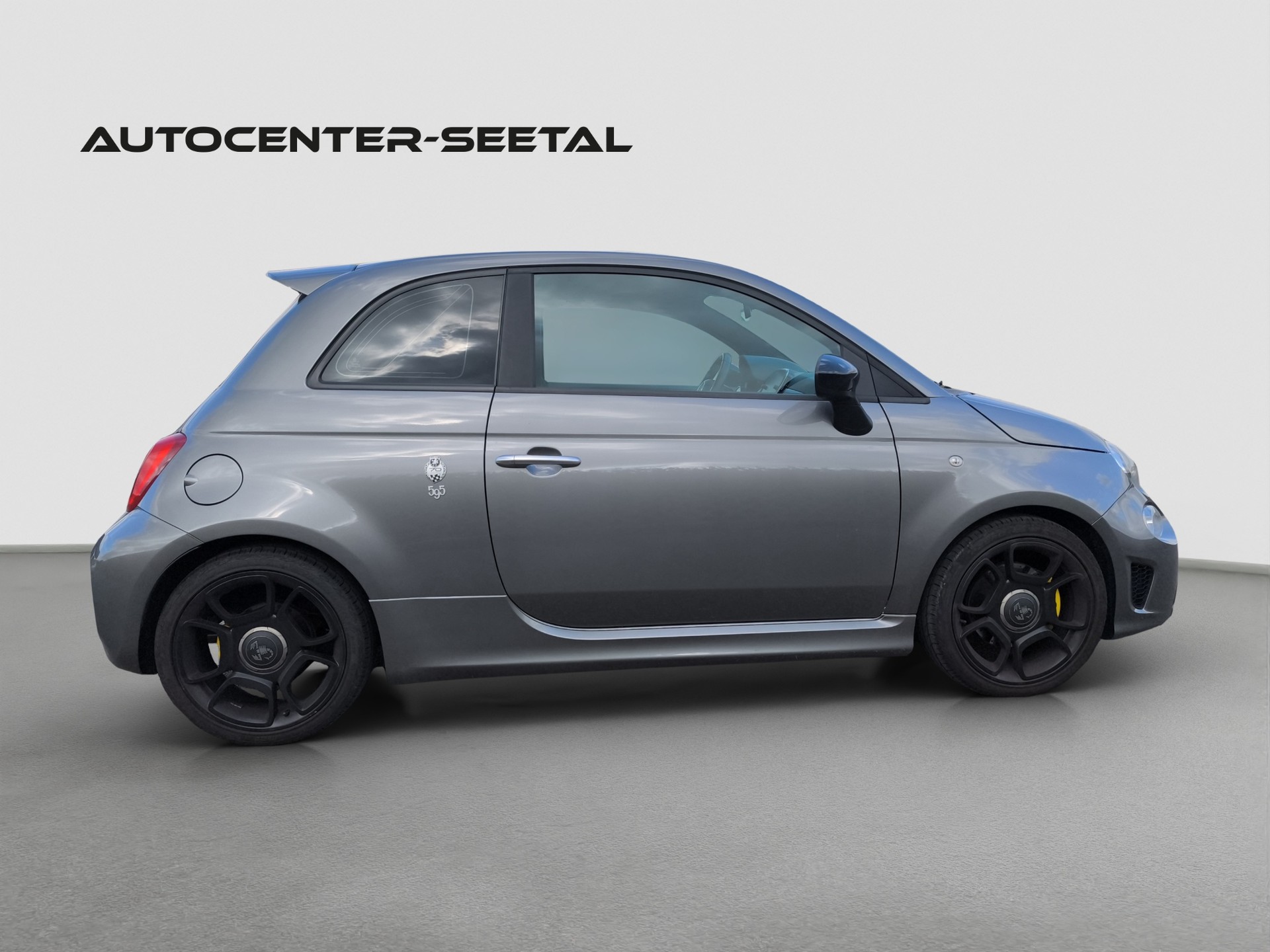 FIAT 595 1.4 16V Turbo Abarth Pista-image-2