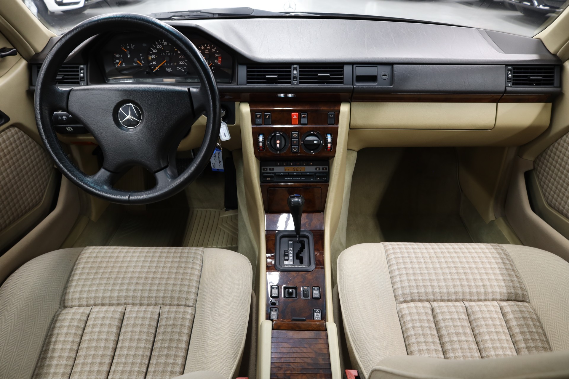 MERCEDES-BENZ 300 CE Sportline-image-13