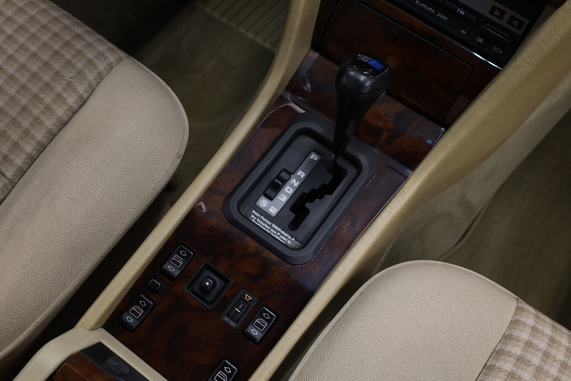 MERCEDES-BENZ 300 CE Sportline-image-23
