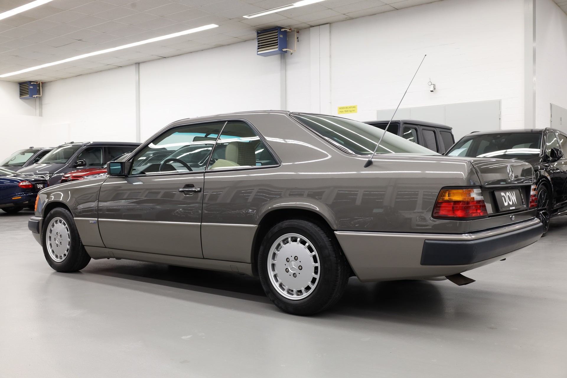 MERCEDES-BENZ 300 CE Sportline-image-4