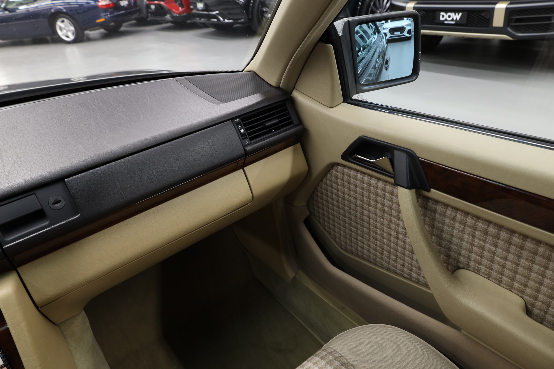 MERCEDES-BENZ 300 CE Sportline-image-21