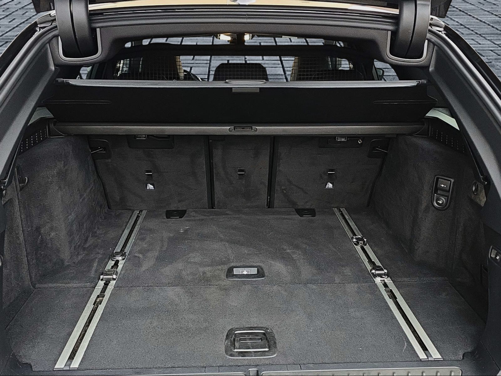 BMW 520d xDrive Touring Steptronic-image-17