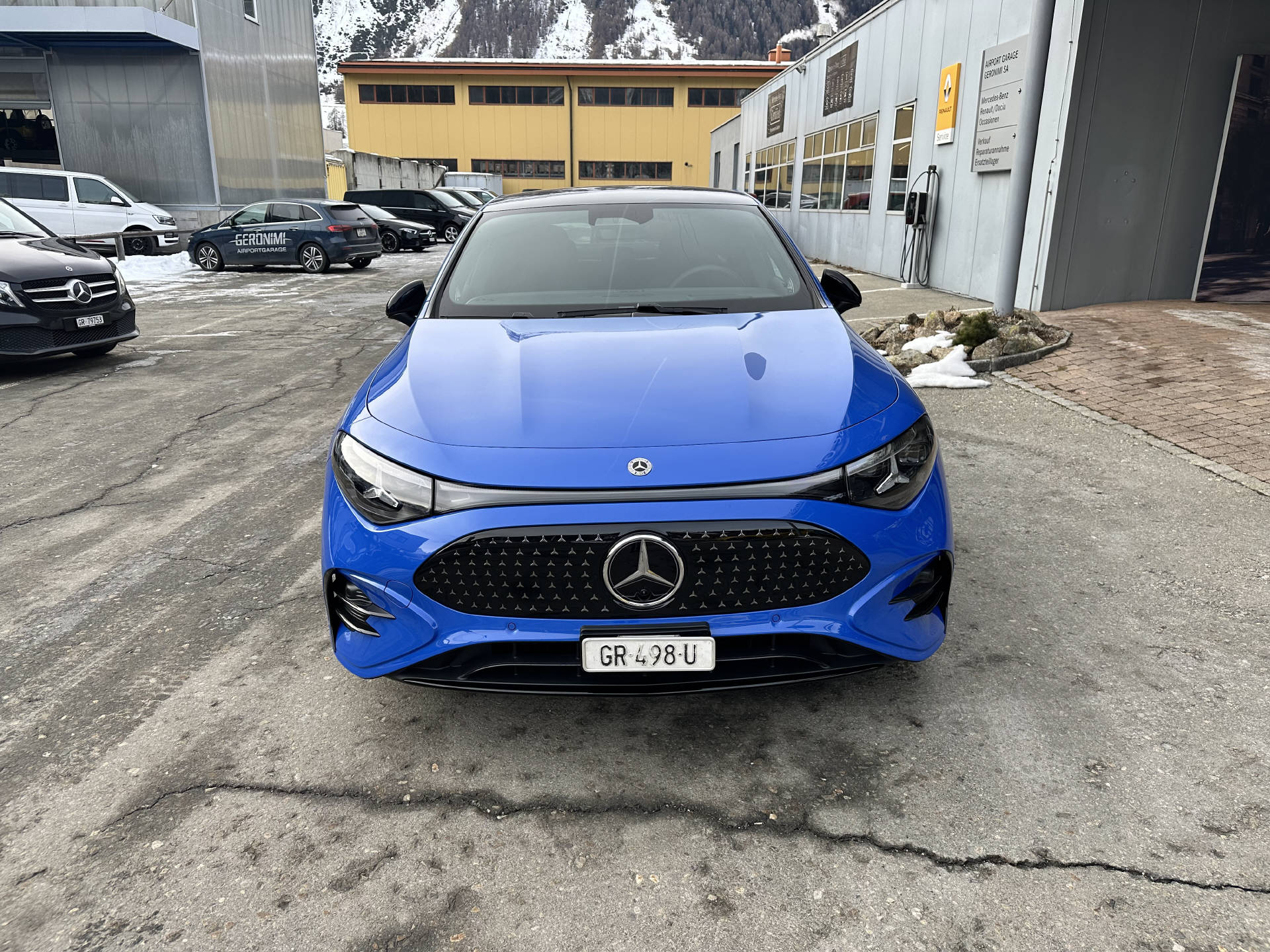 MERCEDES-BENZ CLA 350 AMG Line 4matic-showroom-element-3