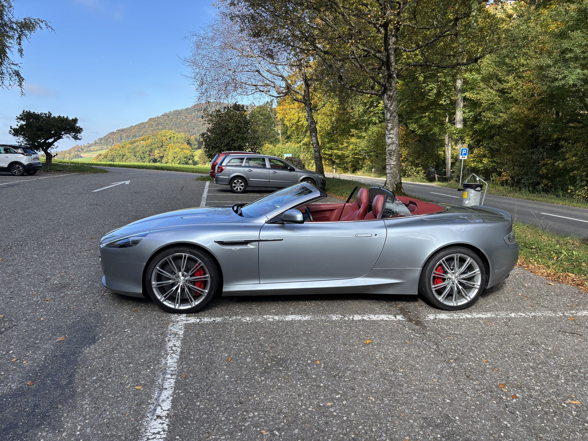 ASTON MARTIN DB9 Volante Touchtronic 2-image-12