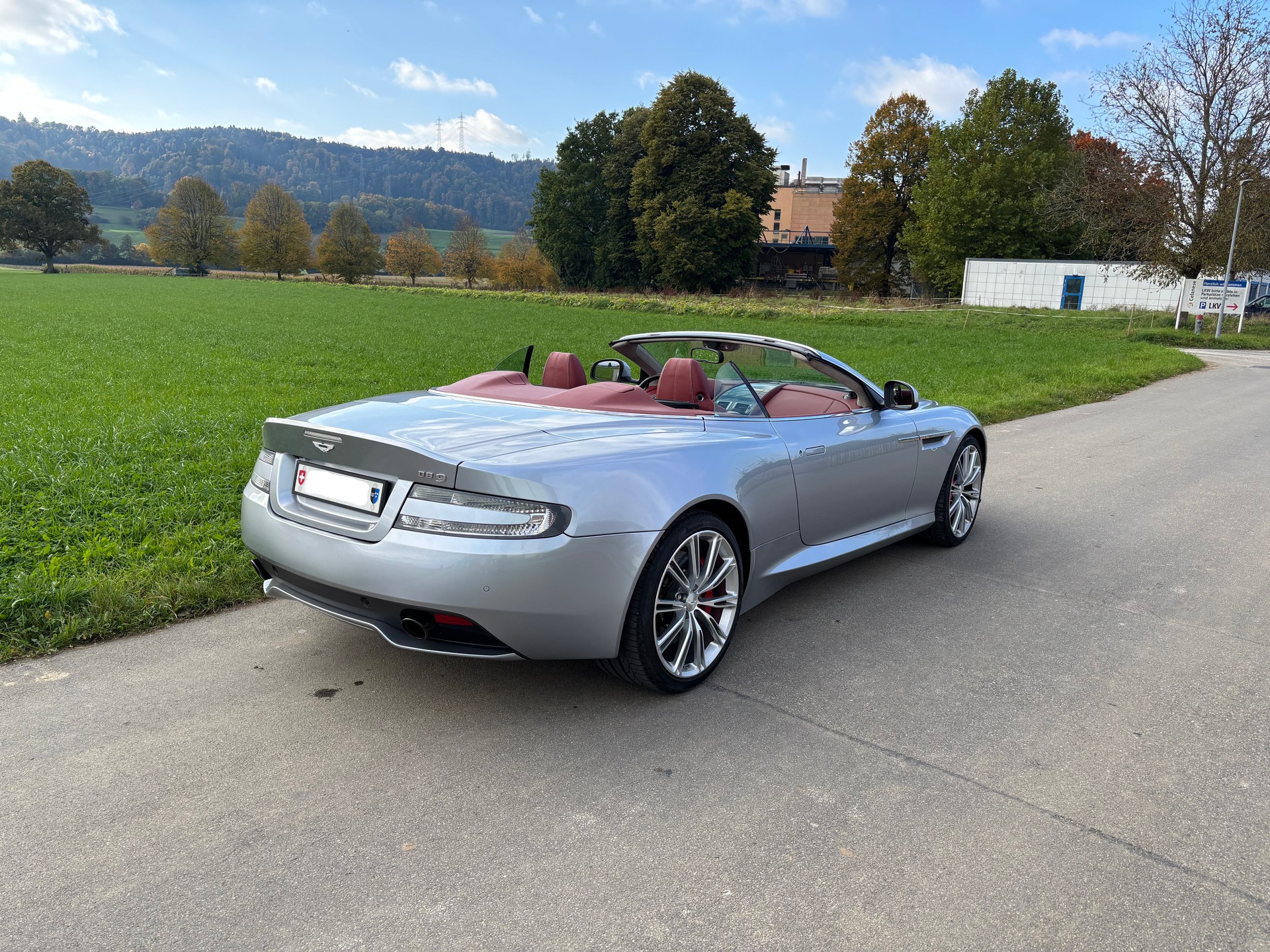 ASTON MARTIN DB9 Volante Touchtronic 2-image-3