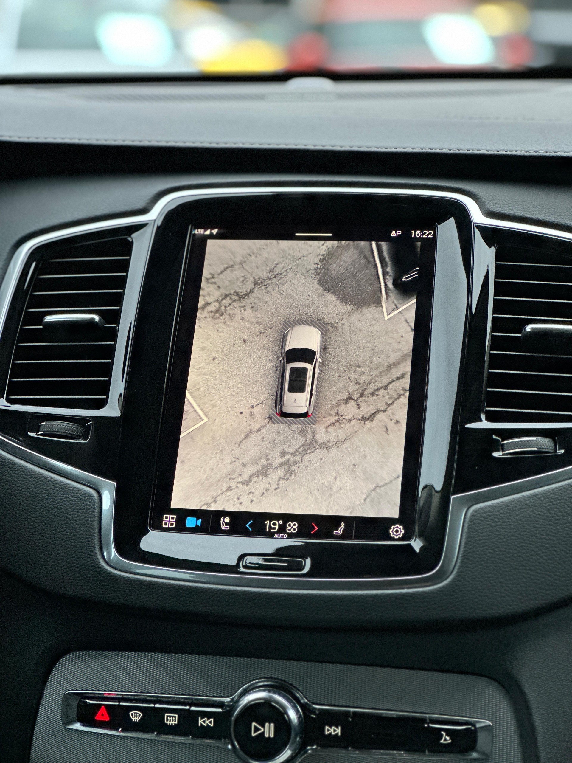 VOLVO XC90 2.0 T8 TE Plus Dark 7P. eAWD-image-10