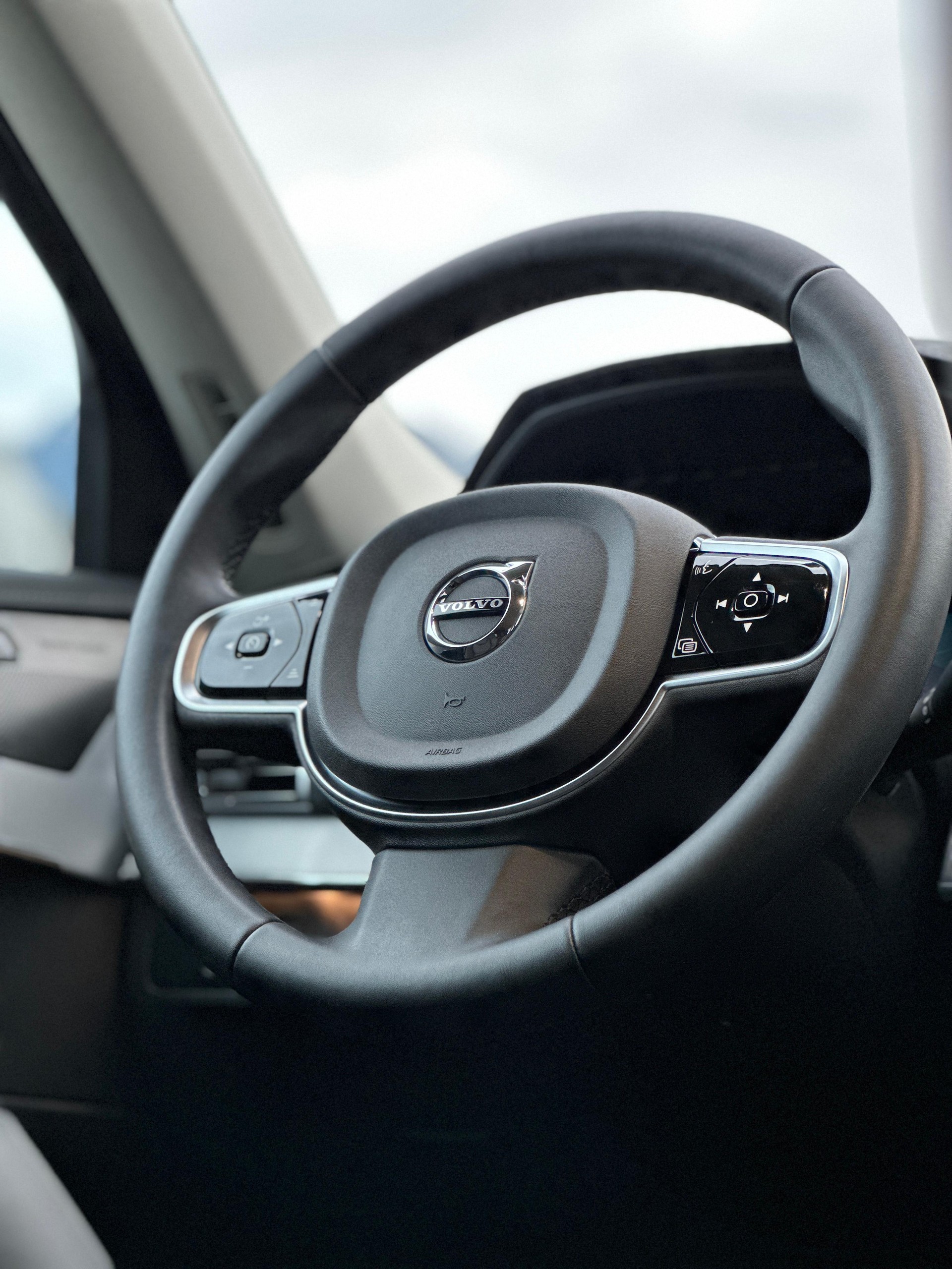 VOLVO XC90 2.0 T8 TE Plus Dark 7P. eAWD-image-9
