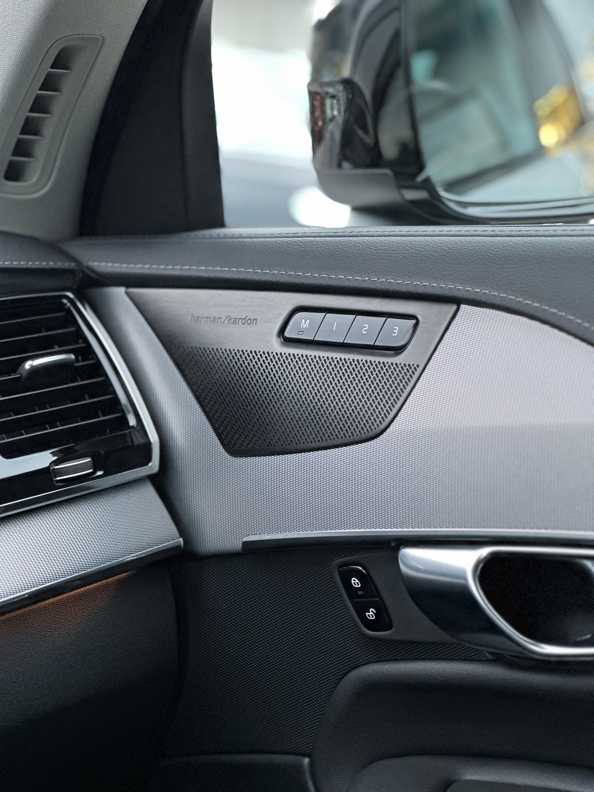 VOLVO XC90 2.0 T8 TE Plus Dark 7P. eAWD-image-11