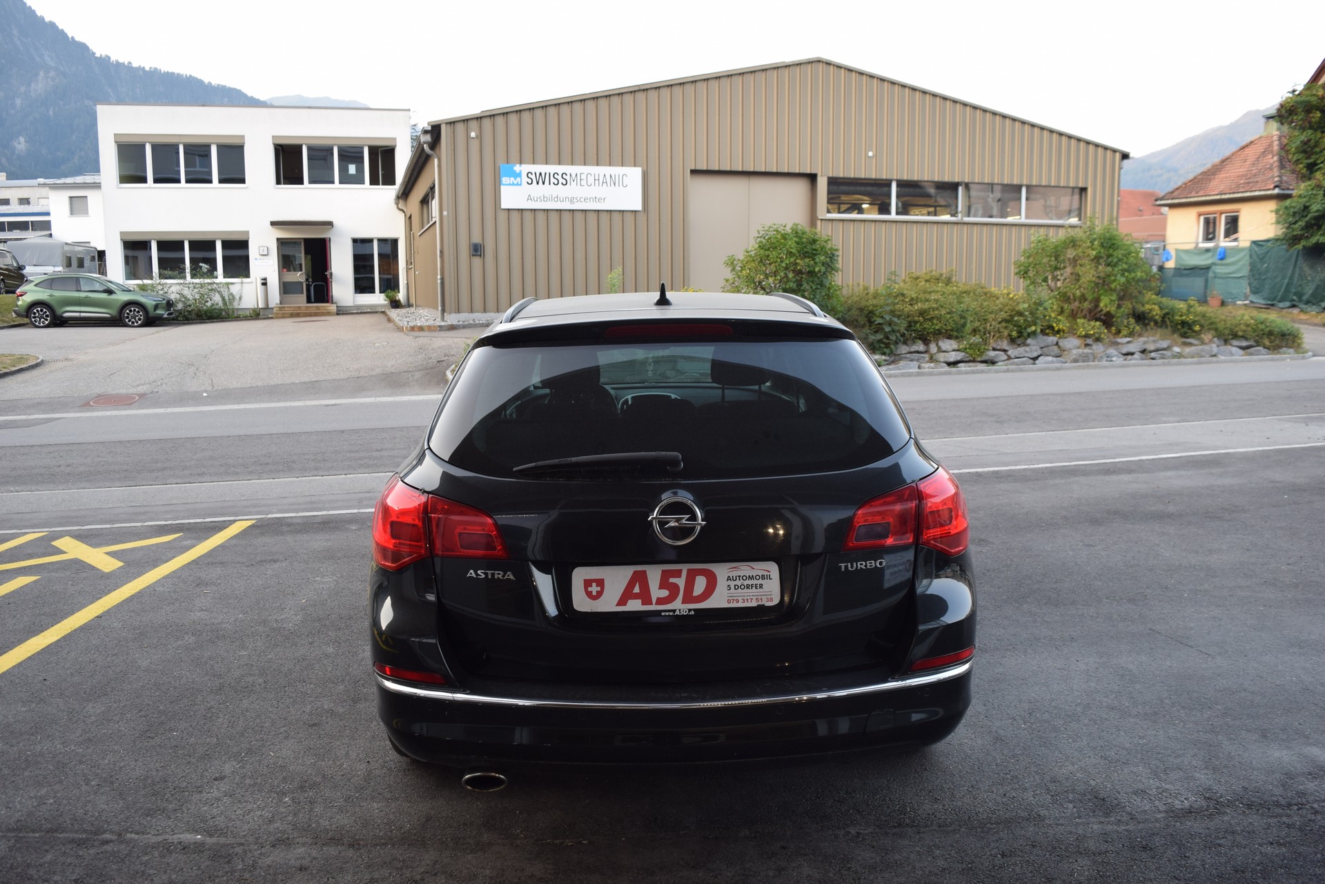 OPEL Astra SportsTourer 1.4i 16V Turbo Drive-image-5