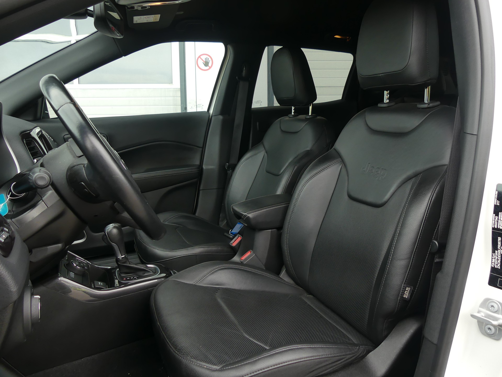 JEEP Compass 1.3 PHEV S AWD-image-6