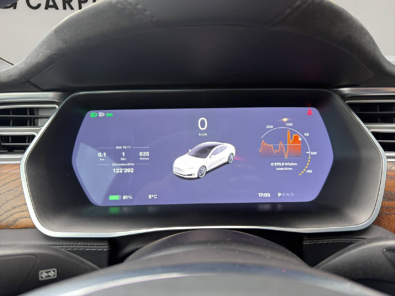 TESLA Model S 90 D-image-8