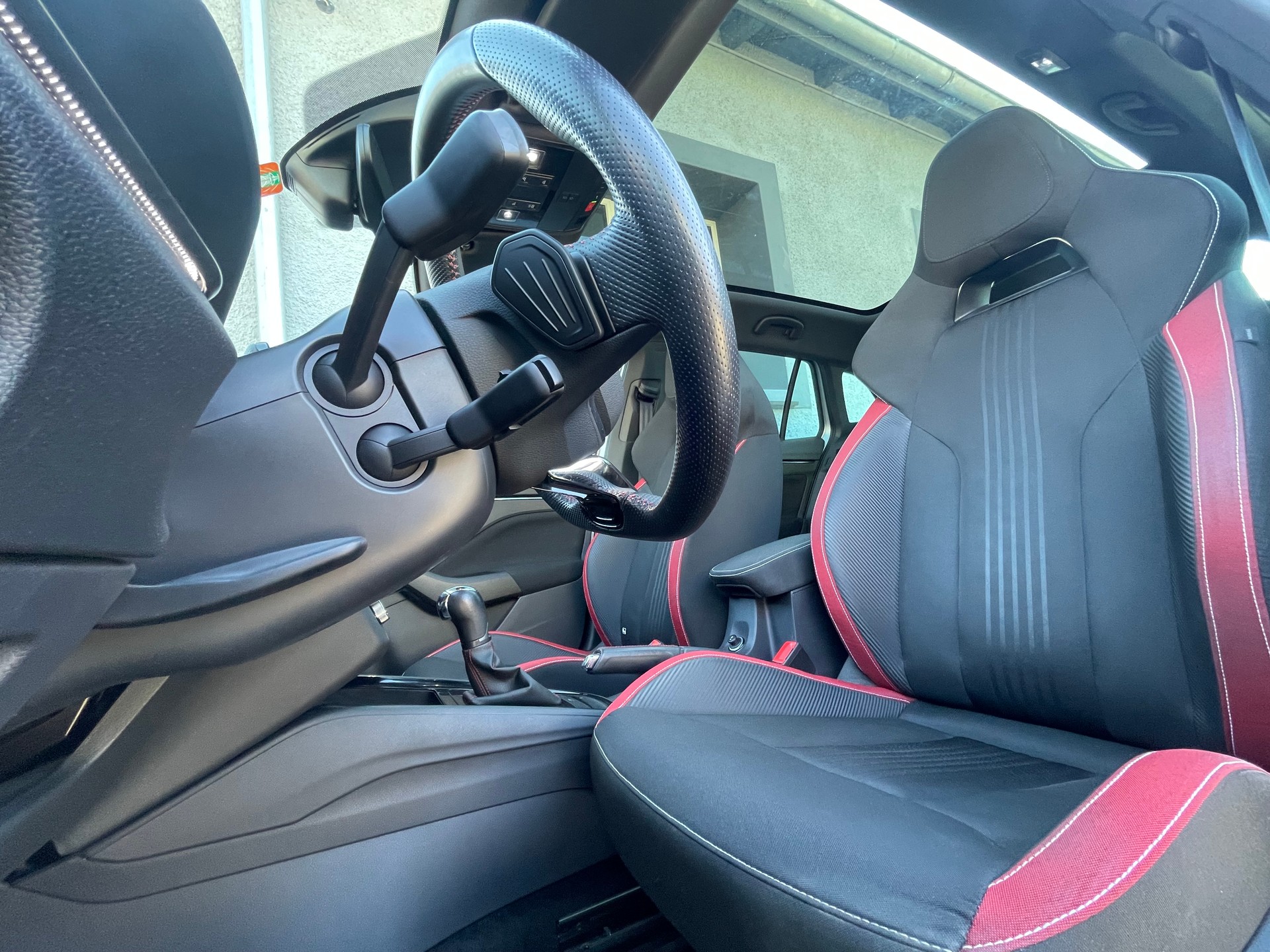 SKODA Scala 1.0 TSI Monte Carlo DSG-image-12