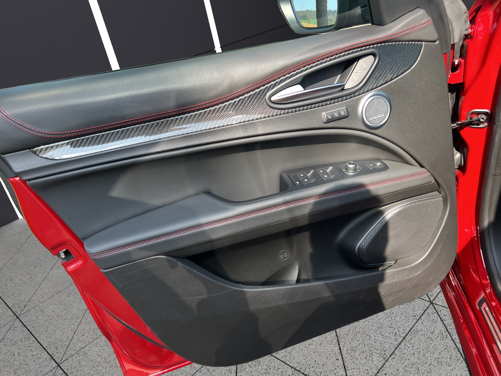 ALFA ROMEO Stelvio 2.9 V6 Quadrifoglio Q4 Automatic-image-12