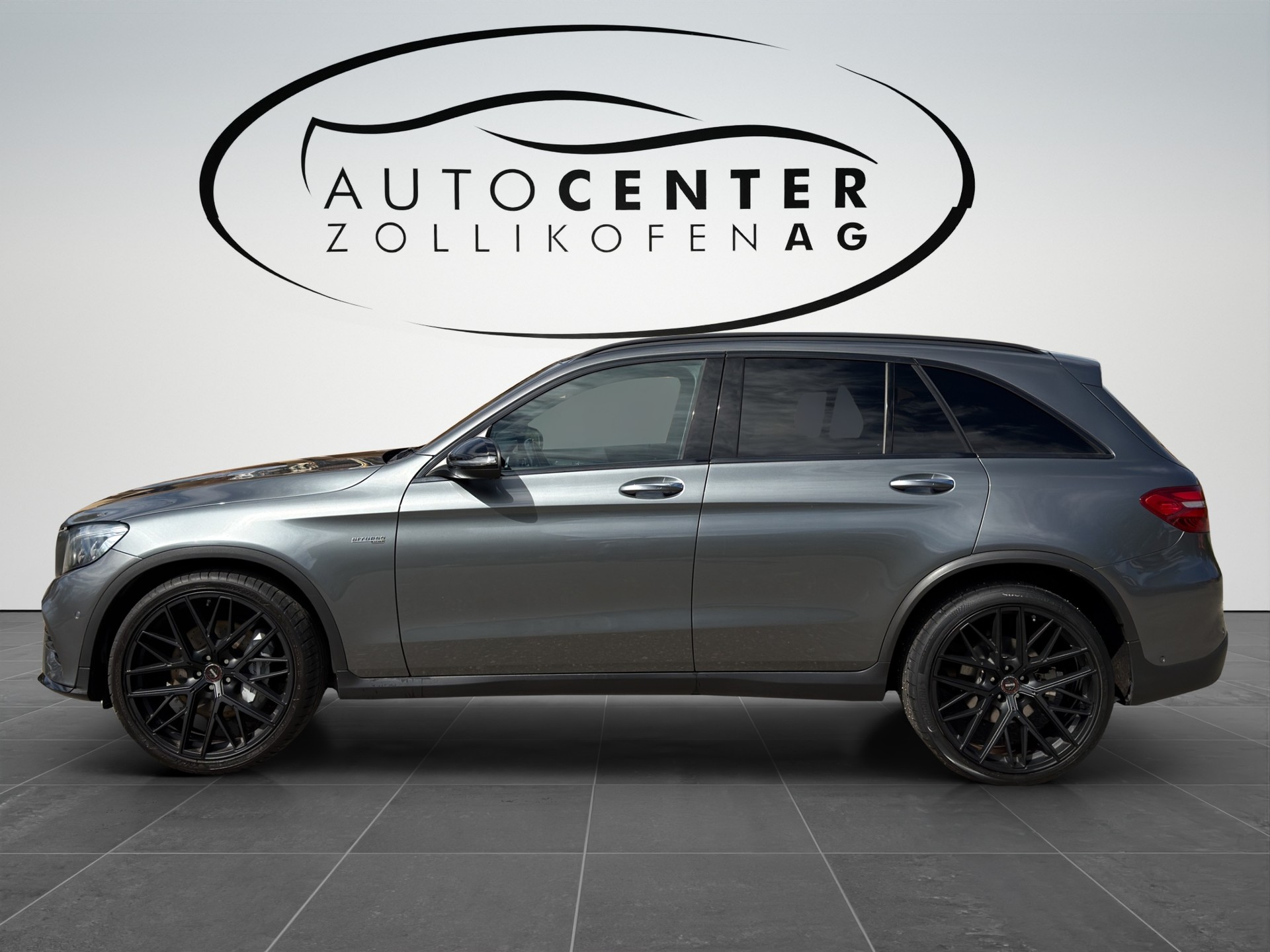 MERCEDES-BENZ GLC 43 AMG 4Matic 9G-Tronic-showroom-element-3