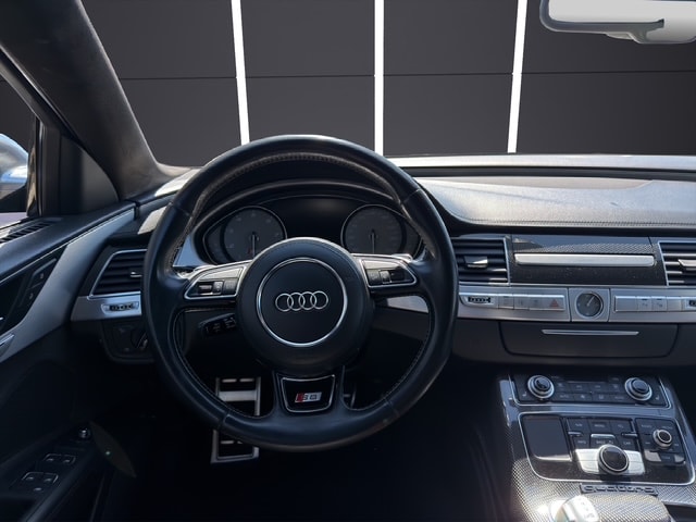 AUDI S8 4.0 TFSI V8 quattro tiptronic-image-21