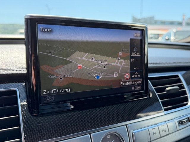 AUDI S8 4.0 TFSI V8 quattro tiptronic-image-53