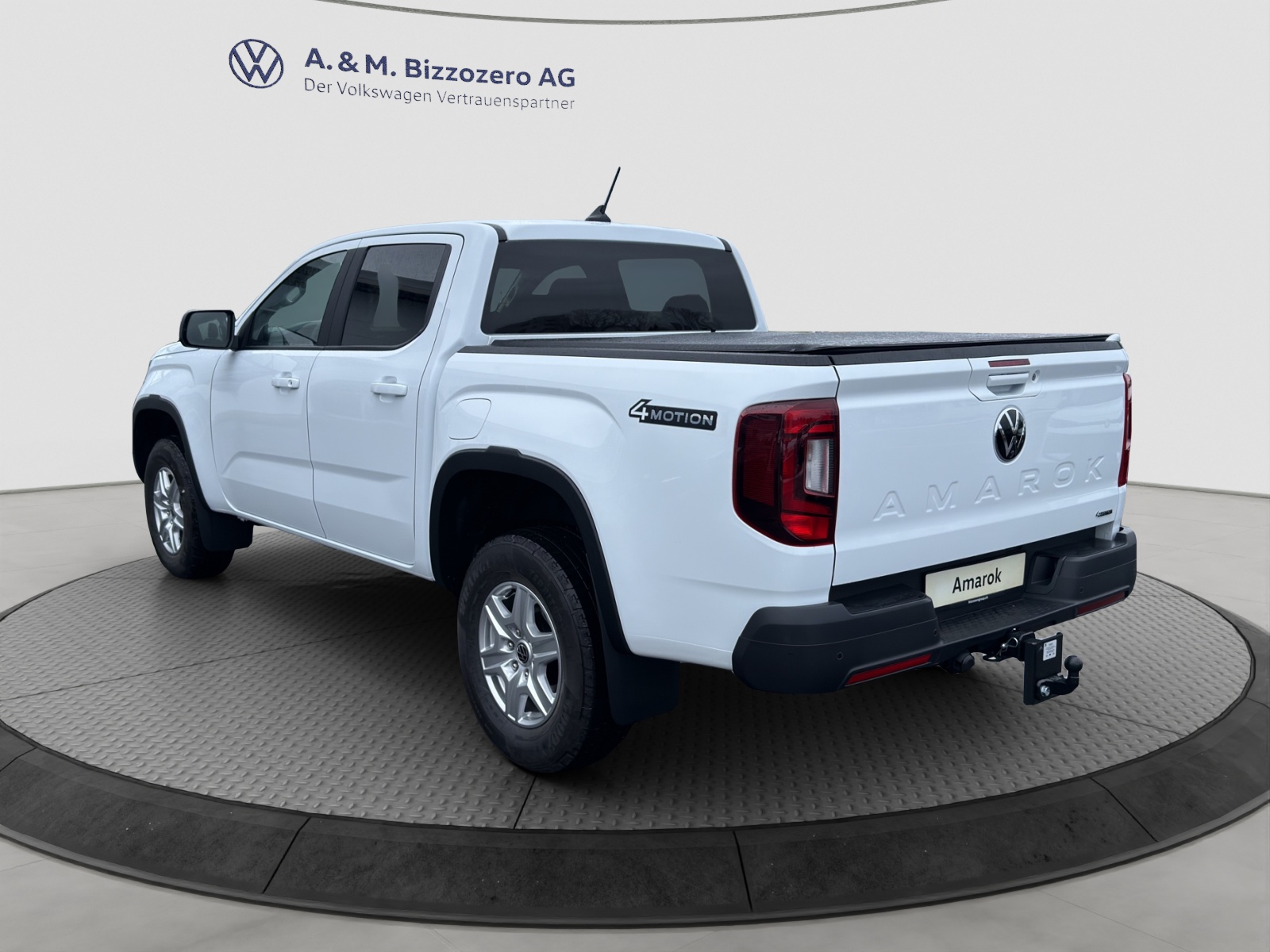 VW Amarok 2.0TDI Life Winter 1-showroom-element-2