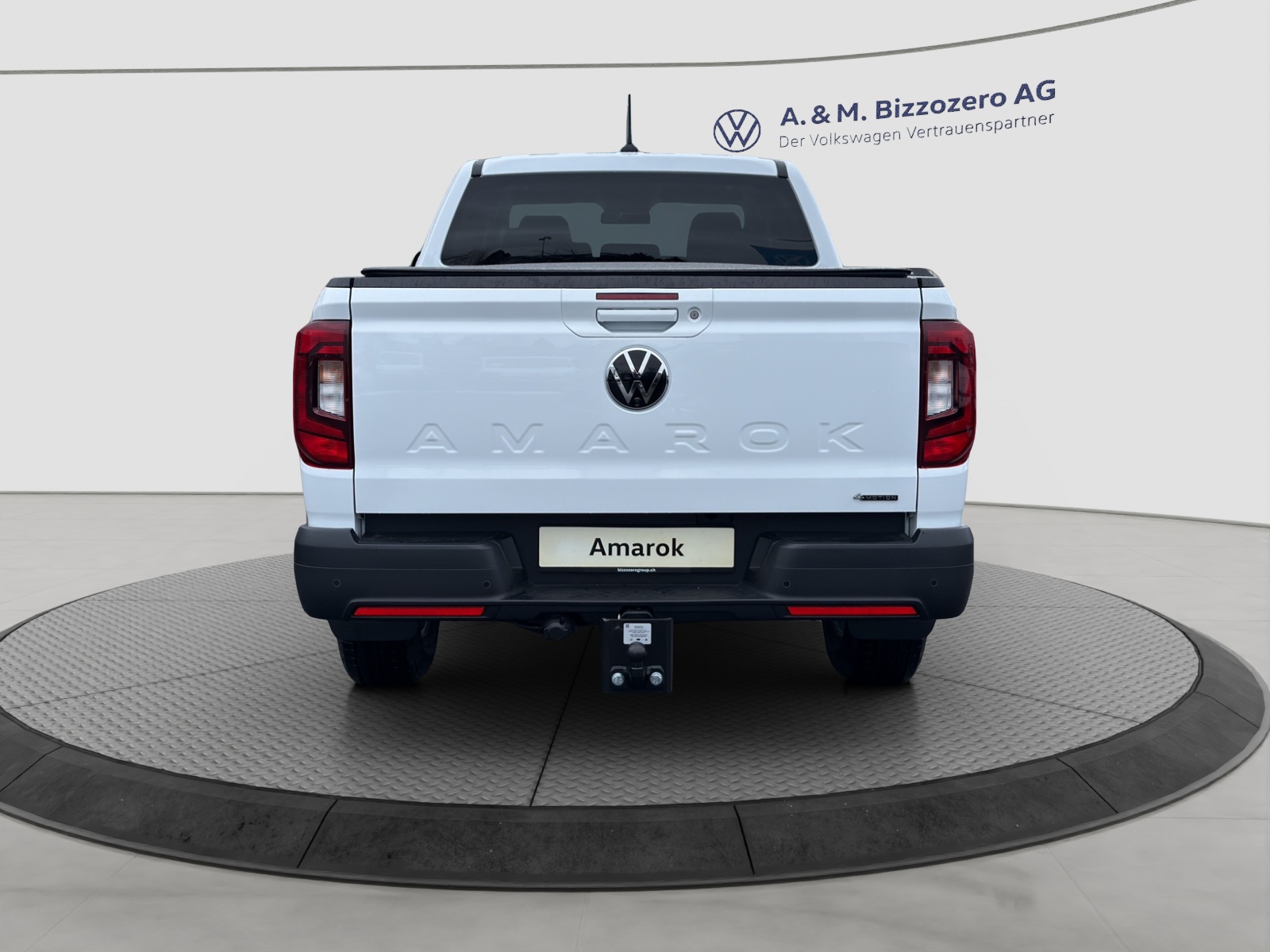VW Amarok 2.0TDI Life Winter 1-showroom-element-3