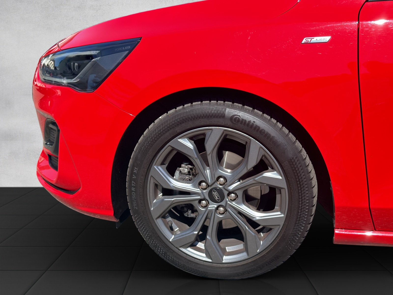 FORD Focus 1.5 TDCi EcoBlue ST-Line Automatic-image-9