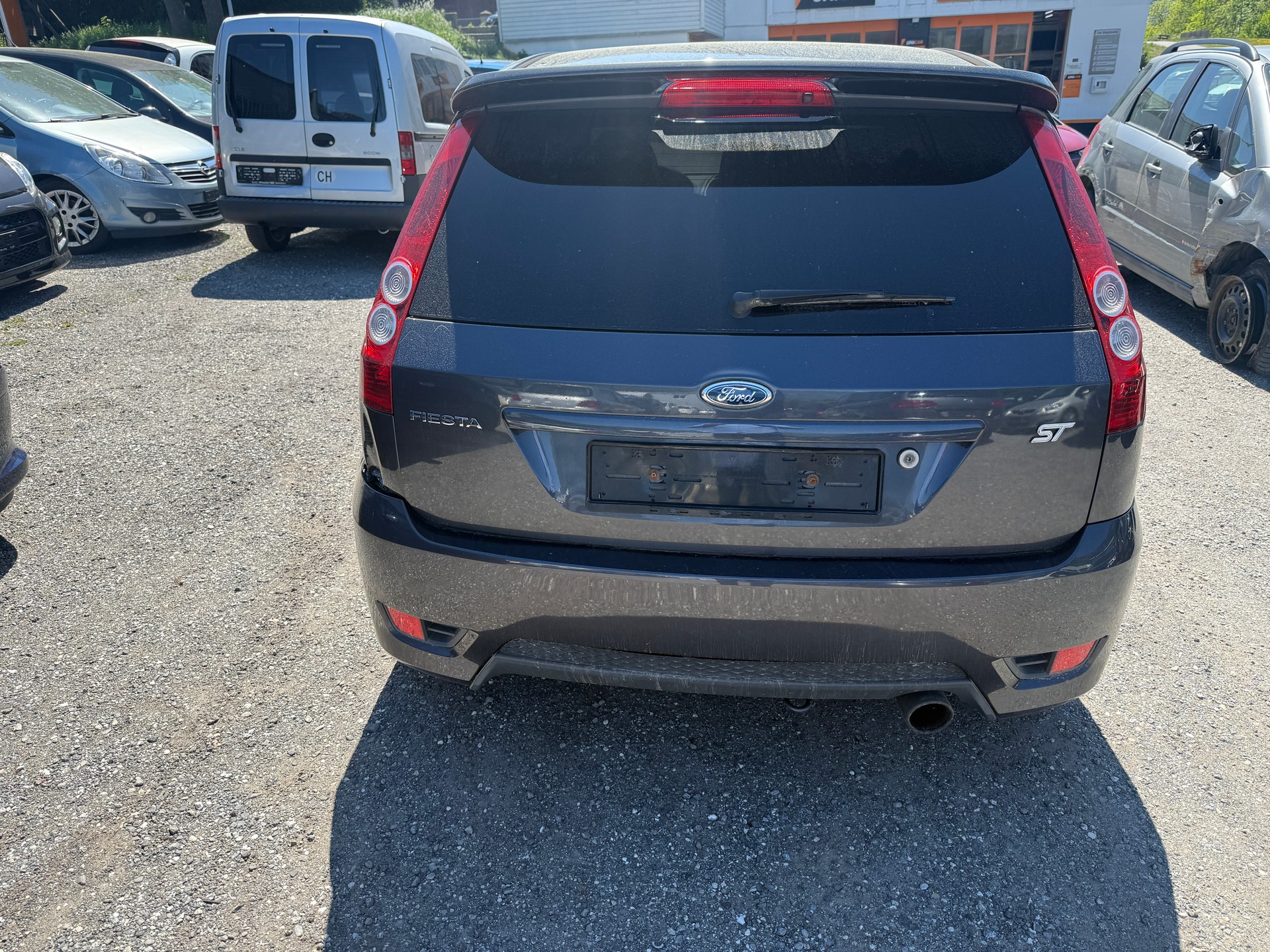 FORD Fiesta 2.0 16V ST-image-4