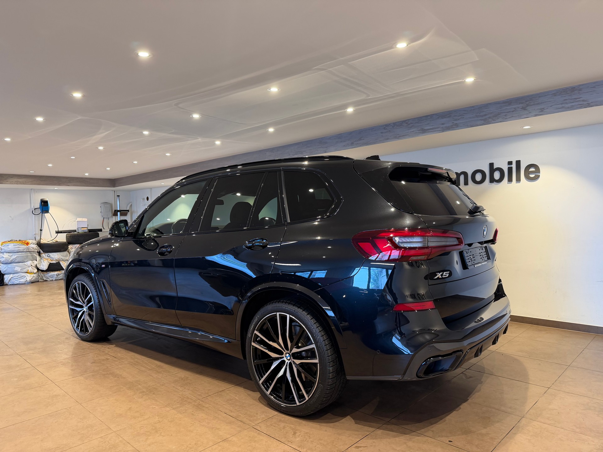BMW X5 40d xDrive SAG-showroom-element-2